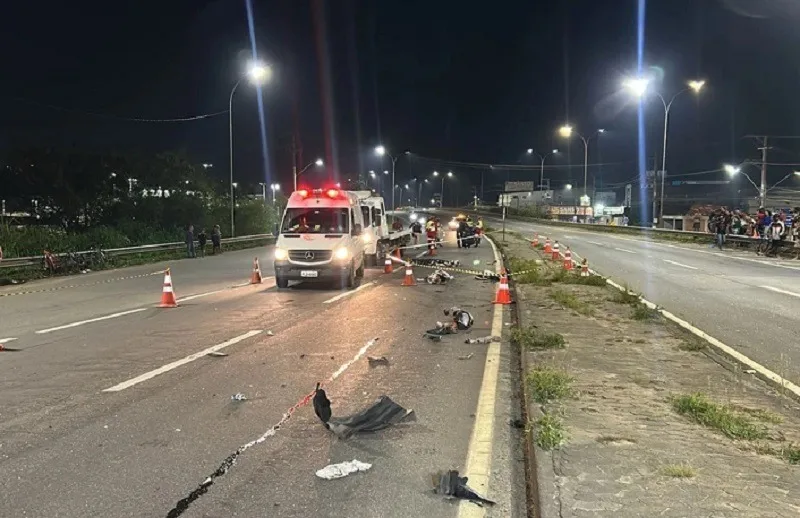 Sonho interrompido: casal de Itamaraju morre em trágico acidente de moto na BR-101
