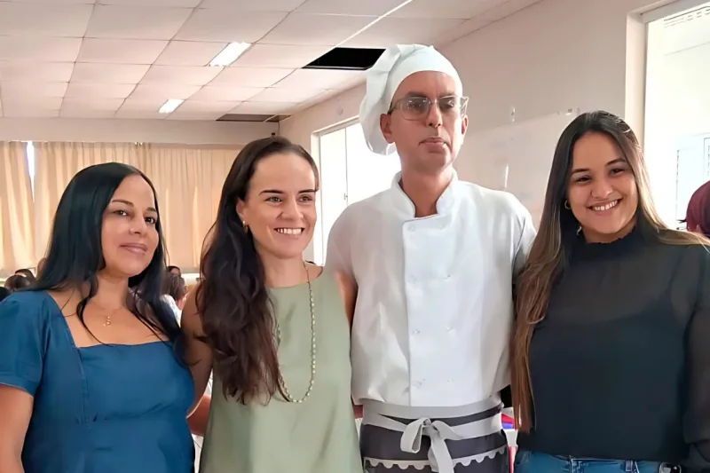 Formação de Merendeiras reforça compromisso da Prefeitura com a qualidade da alimentação escolar em Teixeira de Freitas