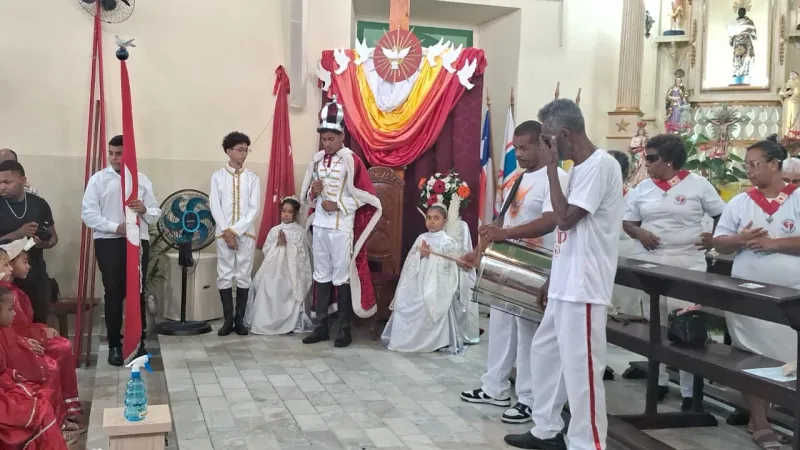 Alcobaça celebra a tradicional Festa do Divino Espírito Santo e fortalece a cultura local