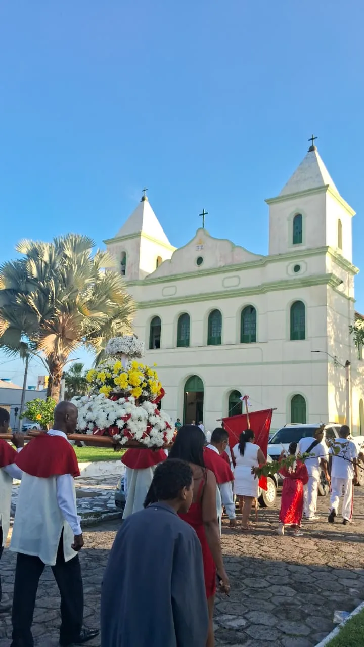 Alcobaça celebra a tradicional Festa do Divino Espírito Santo e fortalece a cultura local