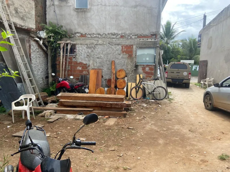 CIPPA/PS desarticula marcenaria ilegal em Ilhéus. Proprietário foi conduzido para a delegacia 