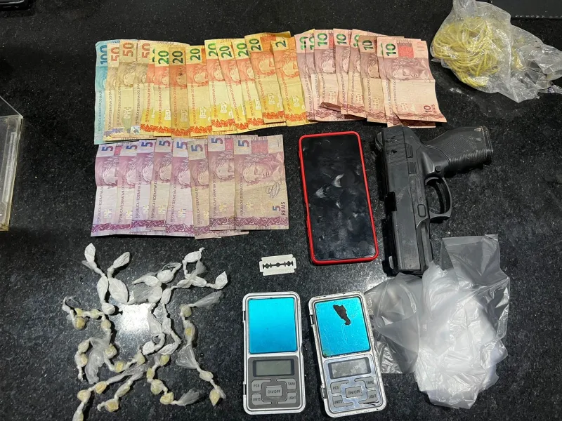 Polícia Militar prende homem por tráfico de drogas em Guaratinga