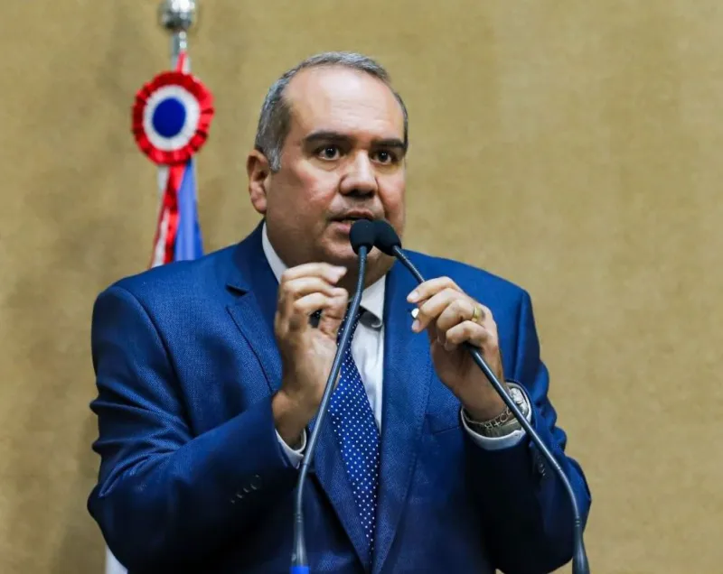 Sandro Régis diz que roteiro junino do governador virou “circuito da vaia” 