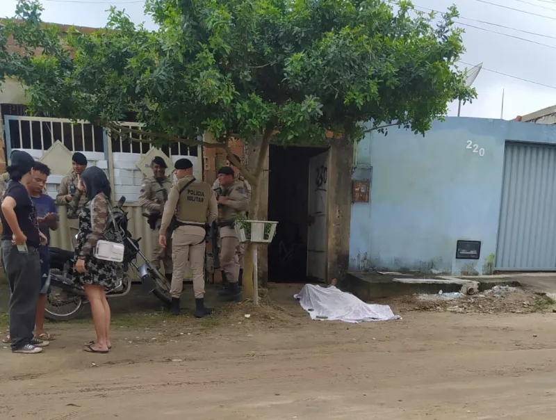 Jovem é morto a tiros no bairro Redenção, em Teixeira de Freitas