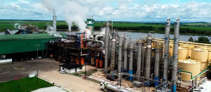 Usinas de álcool celebram decisão do governo de ampliar mistura de etanol na gasolina para 30%