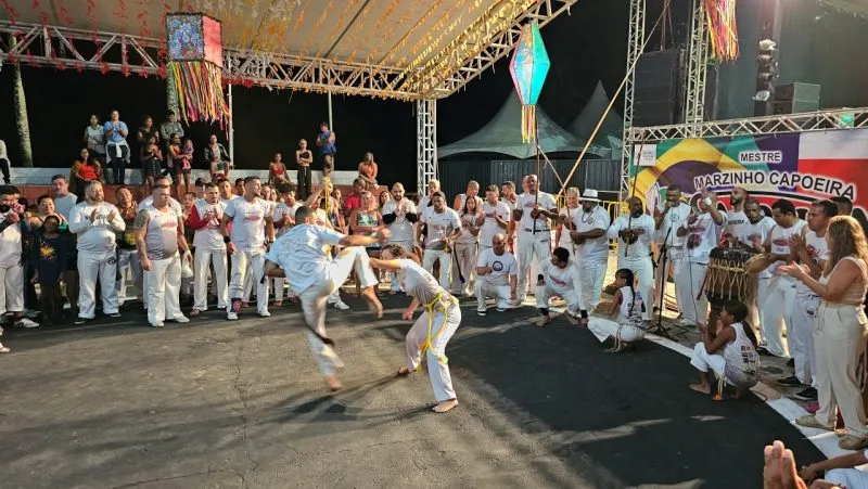 Forró e Gingado: Grandes nomes da capoeira se reúnem em Mucuri durante o 28º Forró do Peroá
