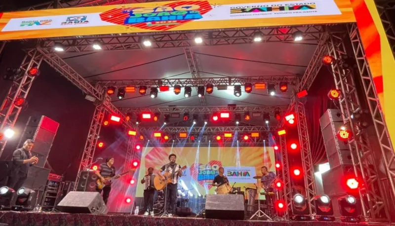 Forró do Peroá 2025 encerra festividade em Mucuri com celebração da cultura, fé e recorde de público