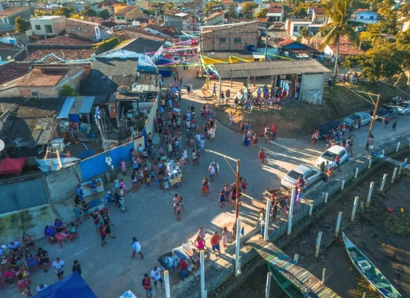 Barcos enfeitam o Rio Jucuruçu em emocionante homenagem a São Pedro, no Prado