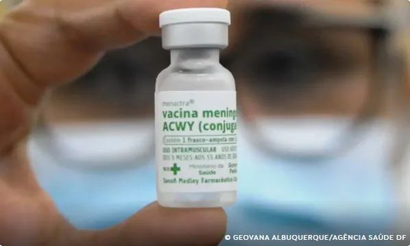 Meningite: entenda como fica vacinação com ACWY após mudança nas doses