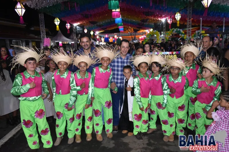Concurso de Quadrilhas abre em grande estilo o 31º Arraiá da Curindiba e emociona Vereda