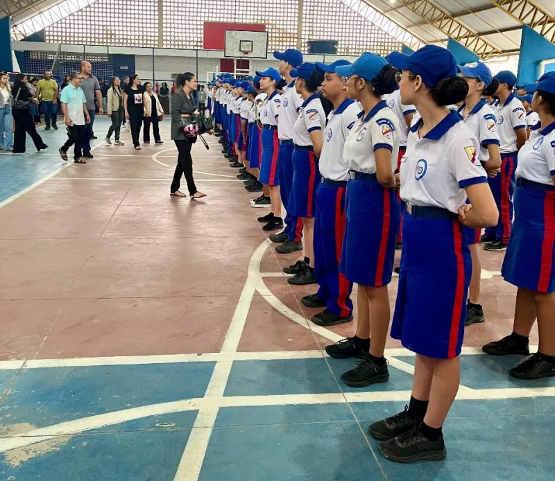 Escola Clélia das Graças Figueiredo Pinto celebra conquistas com solenidade de agraciamento