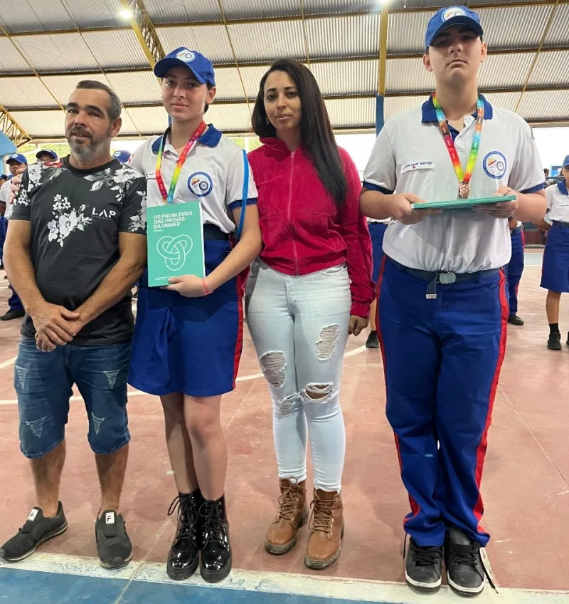 Escola Clélia das Graças Figueiredo Pinto celebra conquistas com solenidade de agraciamento