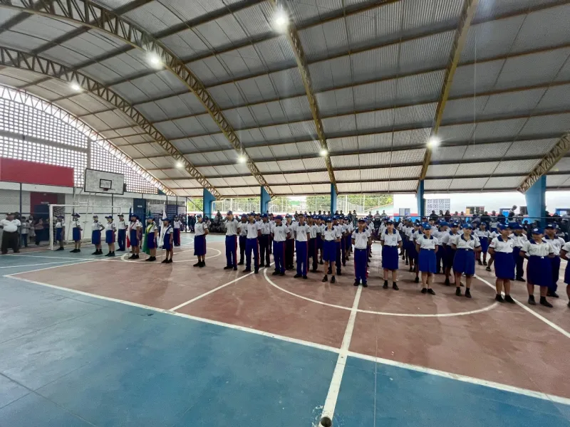 Escola Clélia das Graças Figueiredo Pinto celebra conquistas com solenidade de agraciamento