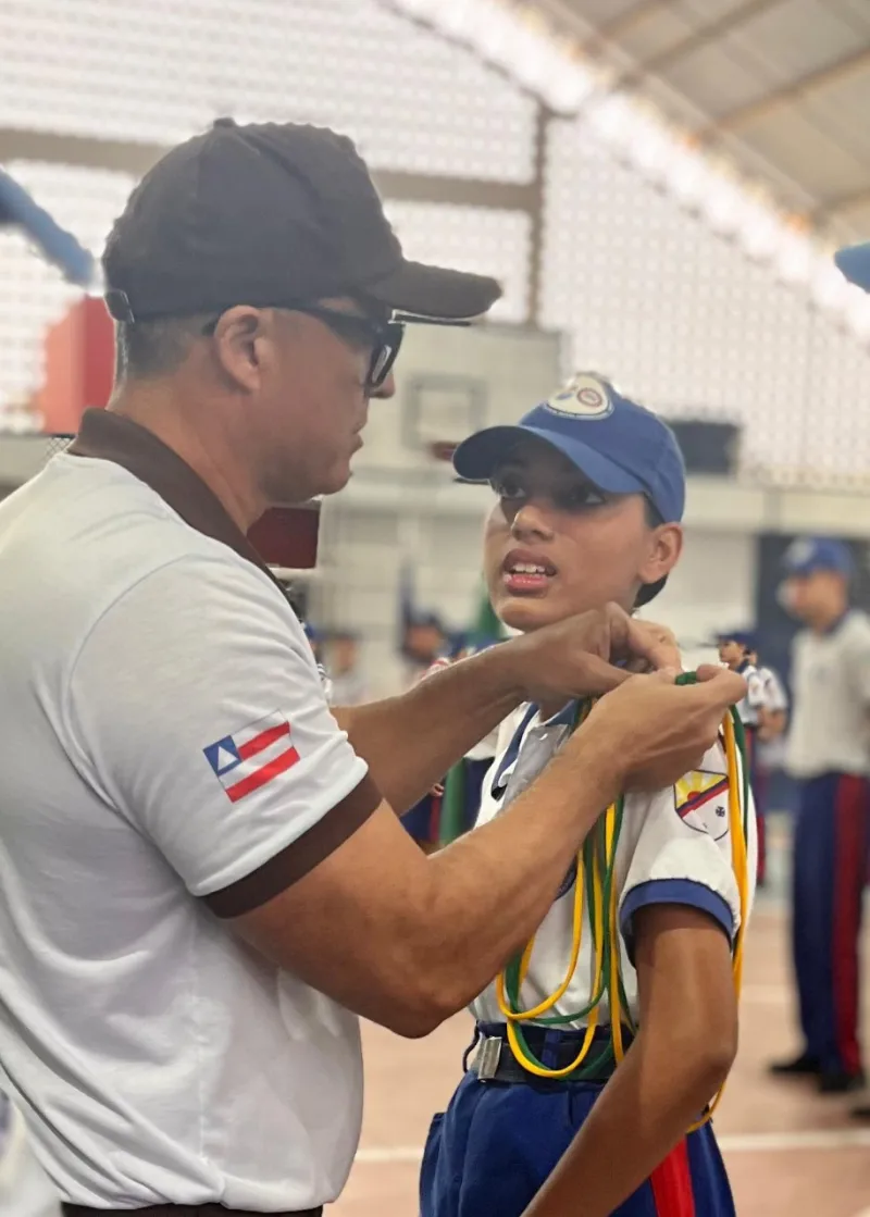 Escola Clélia das Graças Figueiredo Pinto celebra conquistas com solenidade de agraciamento