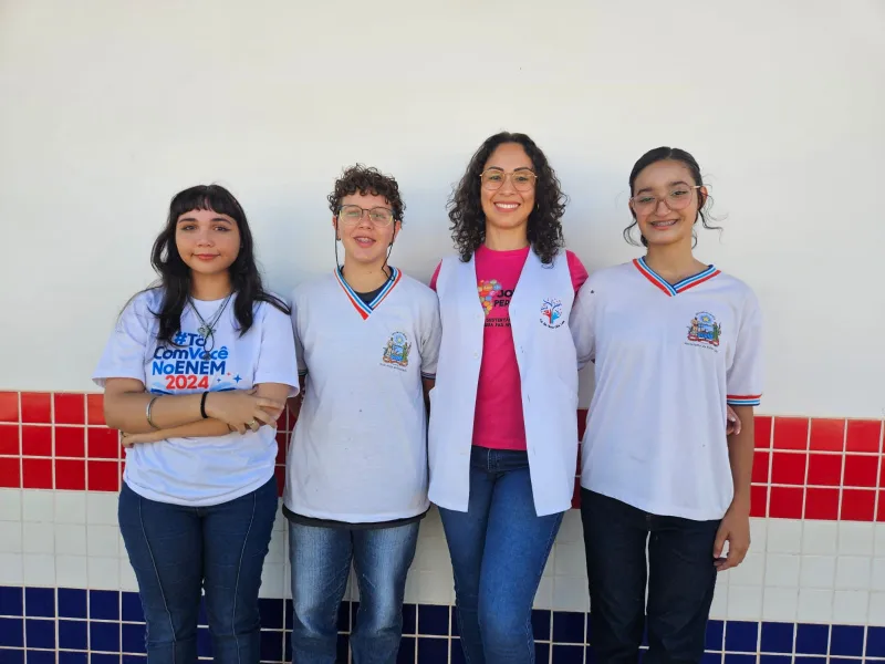 Estudantes baianos criam tinta sustentável que pode amenizar calor em comunidades carentes