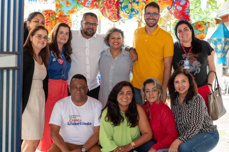 Teixeira de Freitas celebra o sucesso do programa LEEI com foco na infância e alfabetização
