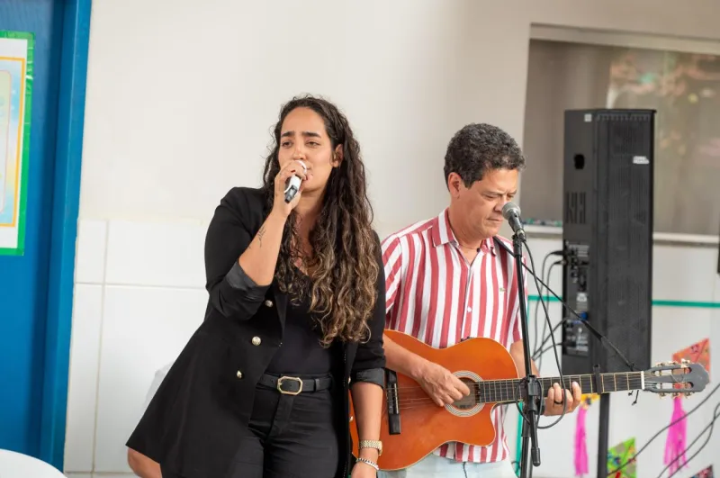 Teixeira de Freitas celebra o sucesso do programa LEEI com foco na infância e alfabetização