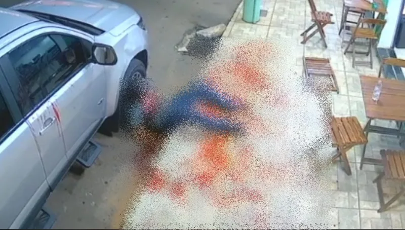 Homem é morto com facada no pescoço após discussão em sorveteria