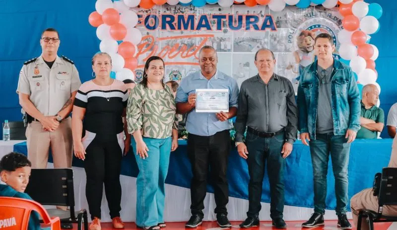 Formatura do PROERD celebra 198 alunos em Mucuri e reforça compromisso com a prevenção