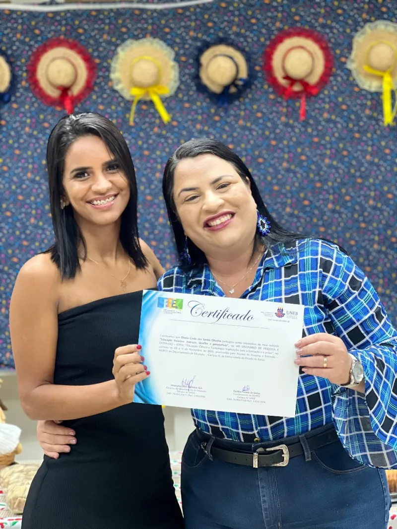 Teixeira de Freitas amplia inclusão com conclusão de Curso de Libras para Educadores