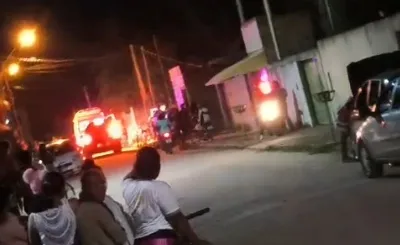 Homem é executado dentro de casa no Prado; companheira é baleada no pé