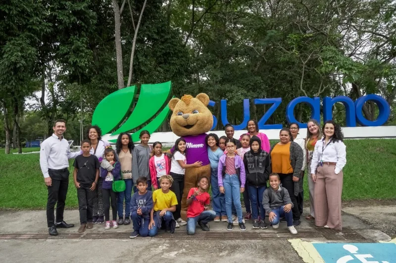 No Dia de Proteção às Florestas, Suzano destaca programa que já impactou mais de 8 mil pessoas em 2025