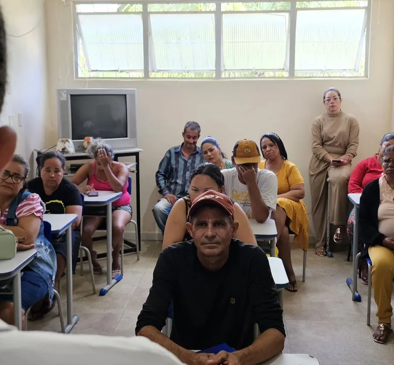 Prefeitura de Medeiros Neto realiza palestra sobre higiene bucal no CAPS