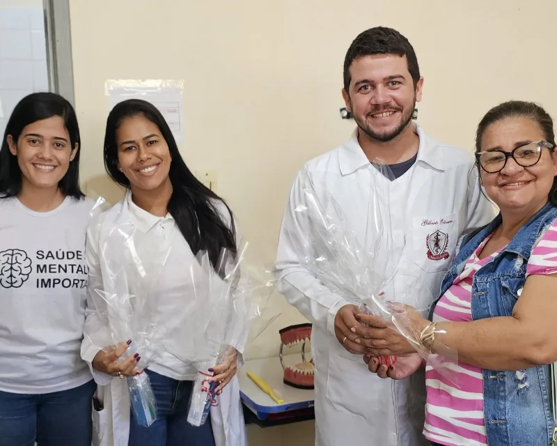 Prefeitura de Medeiros Neto realiza palestra sobre higiene bucal no CAPS