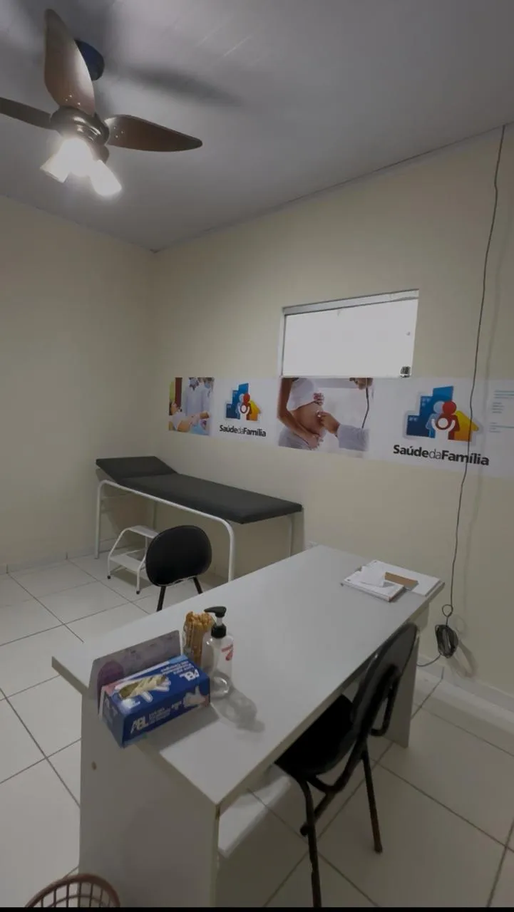 Prefeito Tonzinho entrega PSF revitalizado em Vila Betinho e reforçando compromisso com a saúde de Lajedão