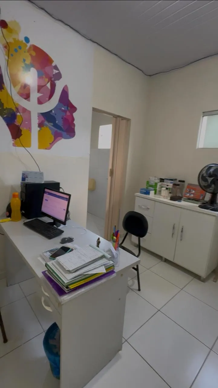 Prefeito Tonzinho entrega PSF revitalizado em Vila Betinho e reforçando compromisso com a saúde de Lajedão