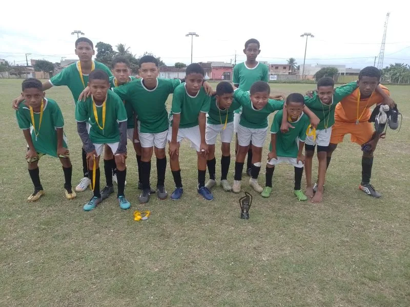 Após 4 dias de disputas, Itabatã Cup de futebol encerra neste domingo (20), com entrega de premiações a jovens atletas