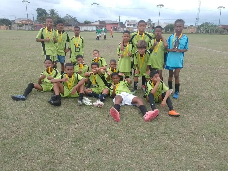 Após 4 dias de disputas, Itabatã Cup de futebol encerra neste domingo (20), com entrega de premiações a jovens atletas