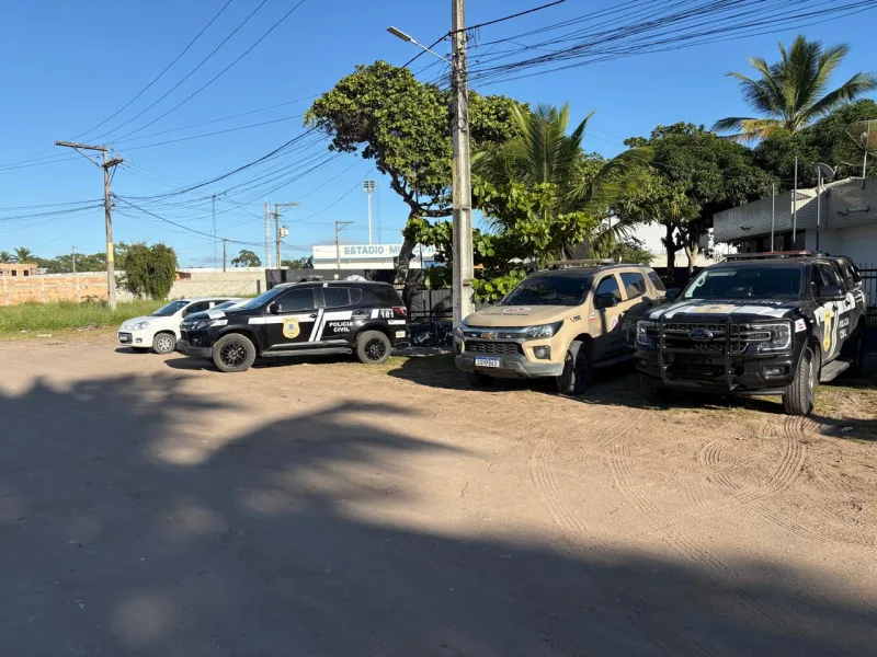 Polícias Civil e Militar unem forças em operação contra o tráfico em Prado-BA