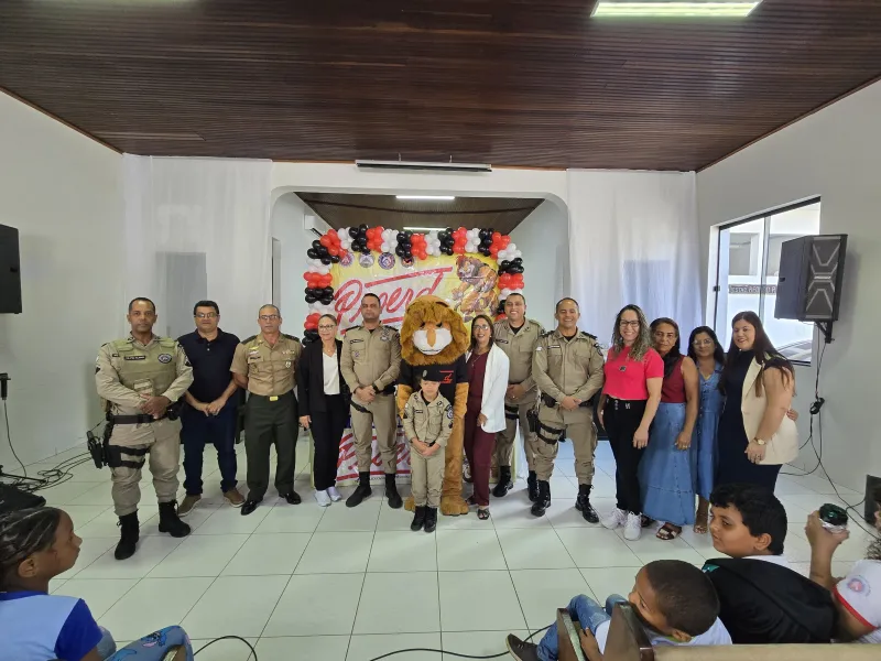 PM promove formatura do PROERD em Itamaraju