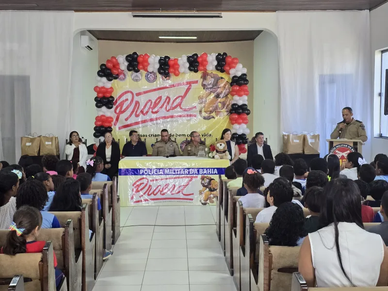 PM promove formatura do PROERD em Itamaraju