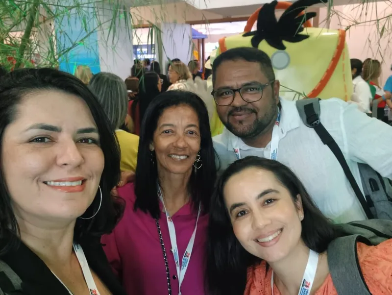 Comitiva de Teixeira de Freitas participa do 20º Fórum Nacional dos Dirigentes Municipais de Educação em Salvador
