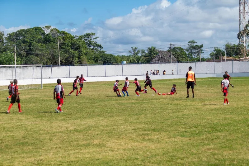 Dos campos de Prado para os gramados do Brasil: Jovens são selecionados por grandes clubes na 2ª Copa de Futebol de Base