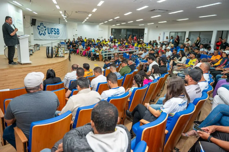 Congresso Técnico marca início oficial do Campeonato Municipal de Futebol 2025 em Teixeira de Freitas
