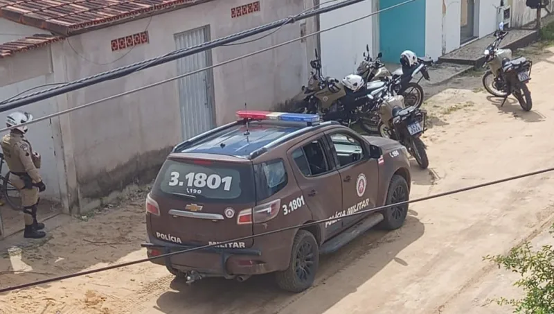 Suspeito de tráfico é preso com drogas no bairro Monte Castelo em Teixeria de Freitas