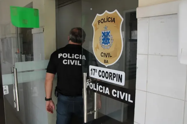 Feto é encontrado em banheiro de escola municipal da Bahia; polícia investiga o caso