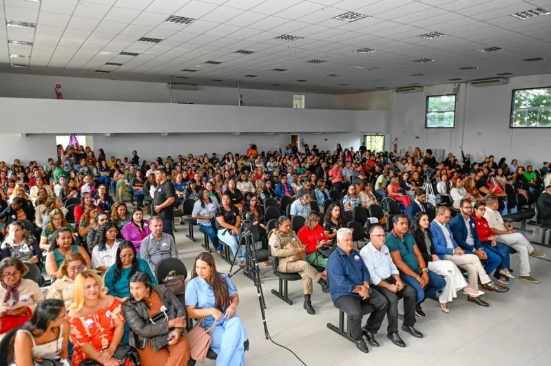 Marco histórico: 1º Congresso Municipal das Mulheres em Teixeira de Freitas debate políticas públicas e empoderamento
