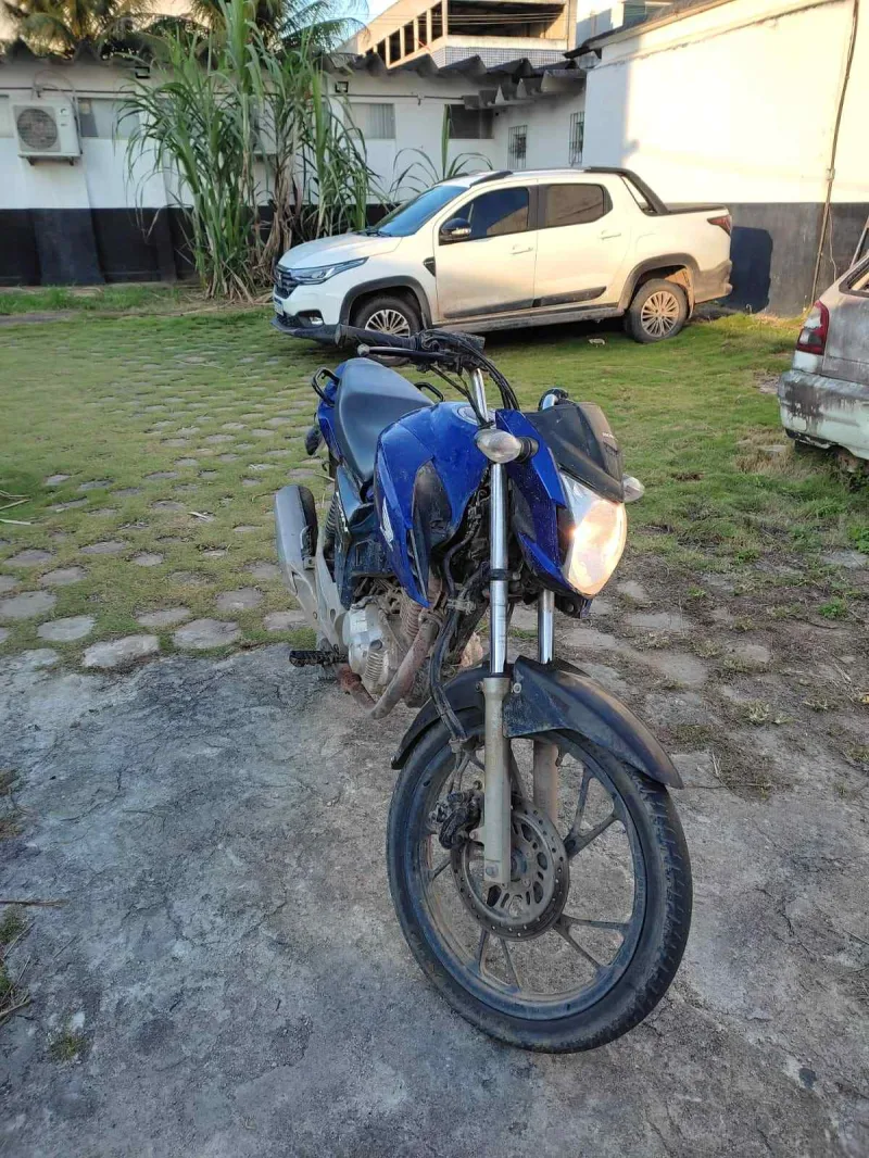  PMBA age rápido e recupera veículo roubado  e detenção de suspeitos no roubo a correspondente bancário em Itamaraju