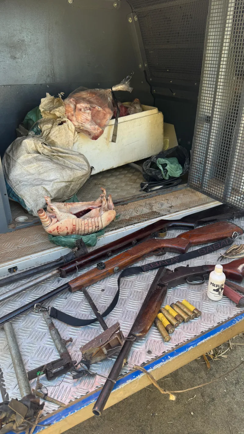 Operação da CIPPA desarticula caça ilegal e apreende armas na zona rural de Prado