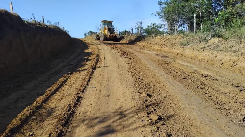 Prefeitura de Mucuri inicia força-tarefa para recuperar estradas rurais danificadas pelas chuvas