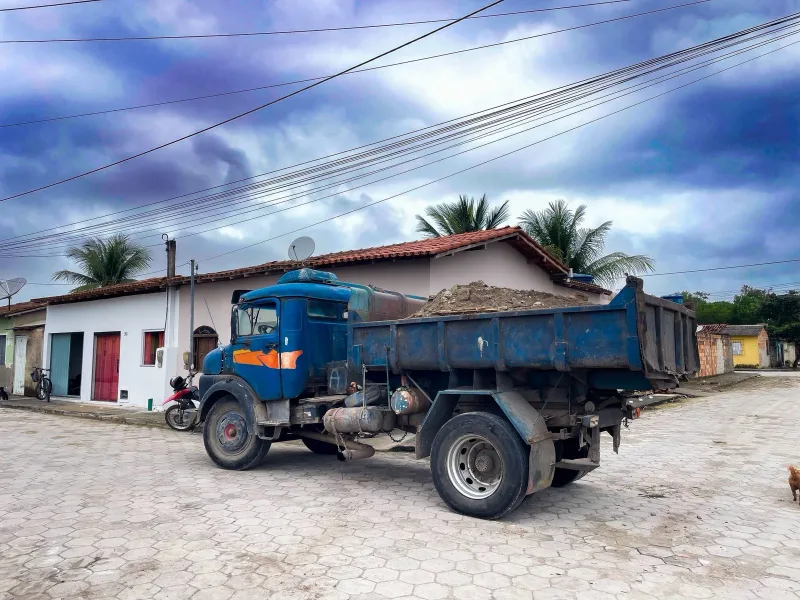 Limpeza e manutenção: Bairro Alameda do Atlântico recebe força-tarefa de limpeza da Prefeitura de Prado