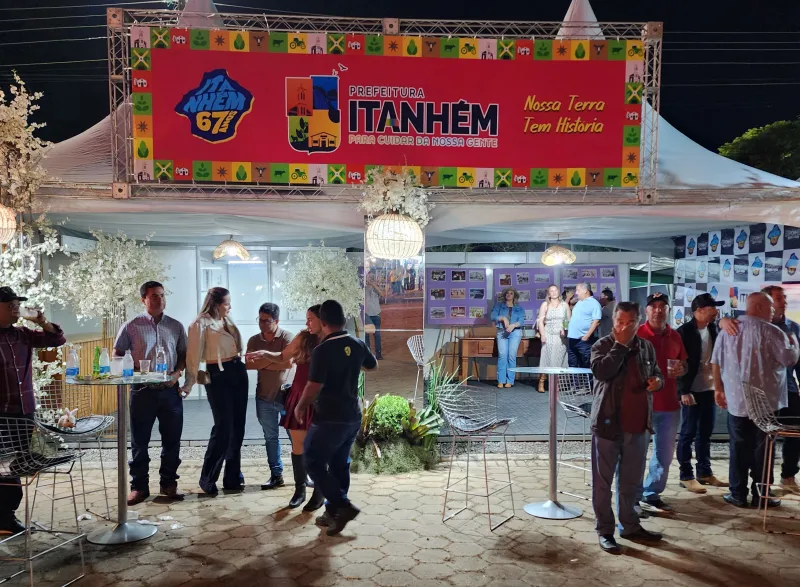 Exponhém 2025 destaca a força da pecuária e anima Itanhém em noite de festa