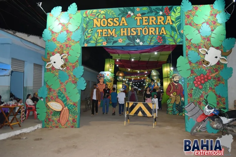 Exponhém 2025 reúne multidão com segurança reforçada e grandes shows na terceira noite de festa