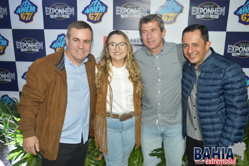 Exponhém 2025 reúne multidão com segurança reforçada e grandes shows na terceira noite de festa