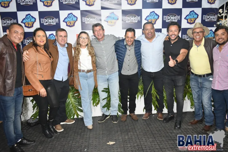 Exponhém 2025 reúne multidão com segurança reforçada e grandes shows na terceira noite de festa