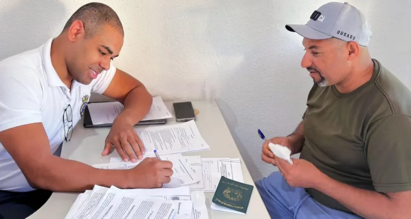 Marinha leva Delegacia Itinerante a Mucuri para regularizar embarcações e fortalecer pesca local